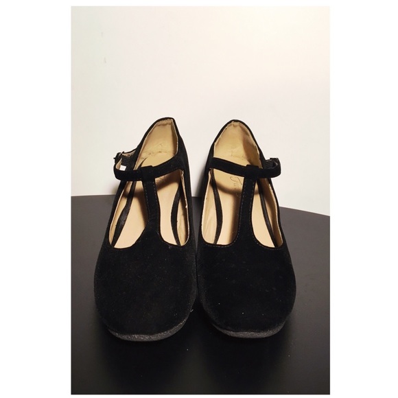 Forever Shoes - Forever Black Velvet Mary Jane Wedges w/ T- Strap